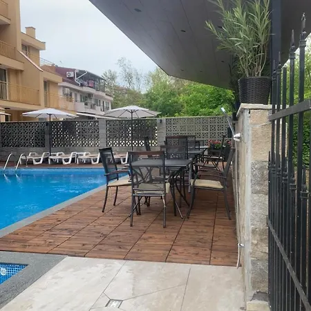 Appartement Park And Pool *